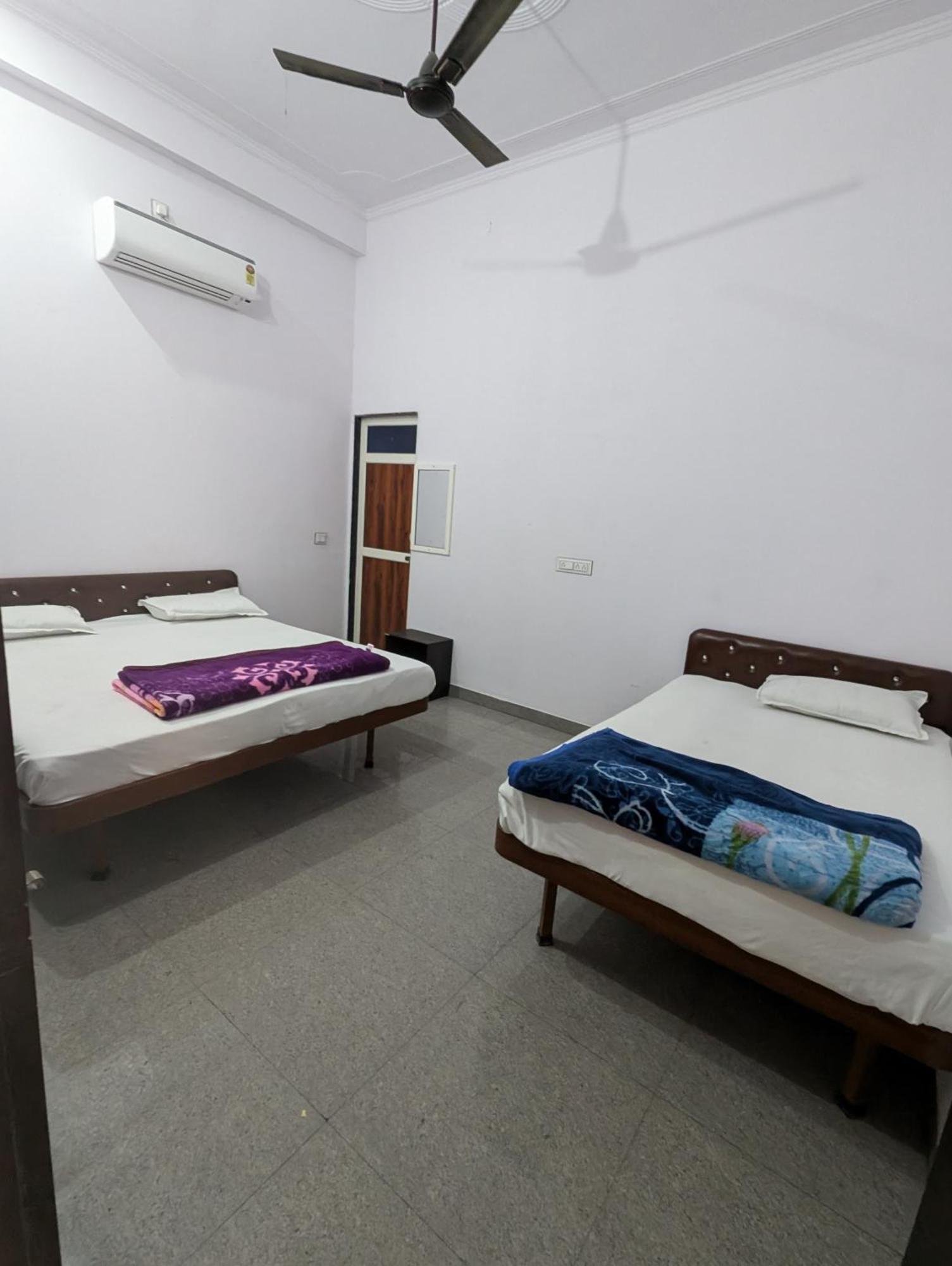 Hotel Raghunath Palace Khātu Exterior foto